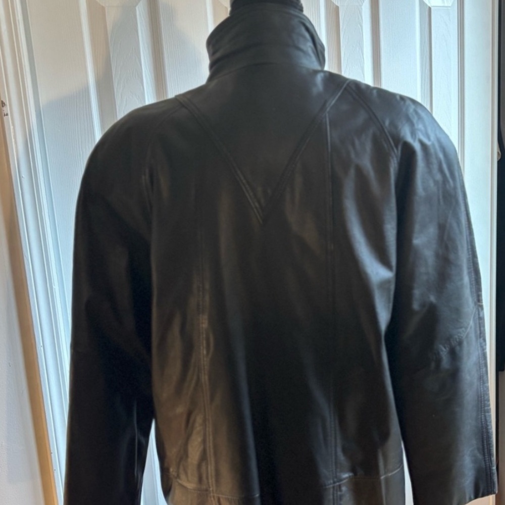 Funnel neck Black real Leather Jacket - Picture 4 of 7